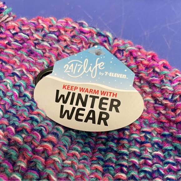 NWT Double Pom Critter Knit Beanie Kids Winter Wear Hat 24/7 Life Skiing - Picture 7 of 8